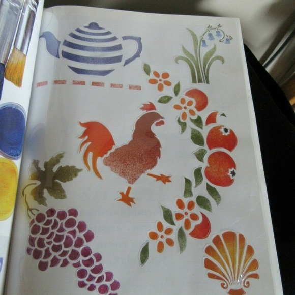 New Never Used Stencil Home Kit Over 30 Stencils - Picture 1 of 9